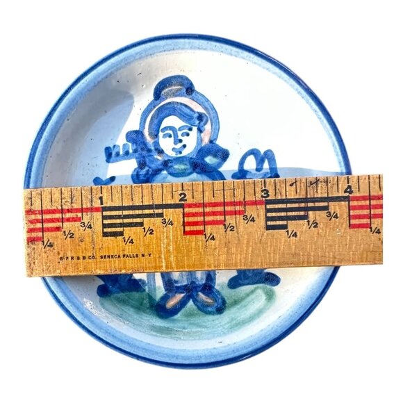 MA Hadley Pottery Trinket Dish Coaster Set Farmer & Wife Boy/Girl Vtg 4" Hand-Pa - Picture 7 of 7